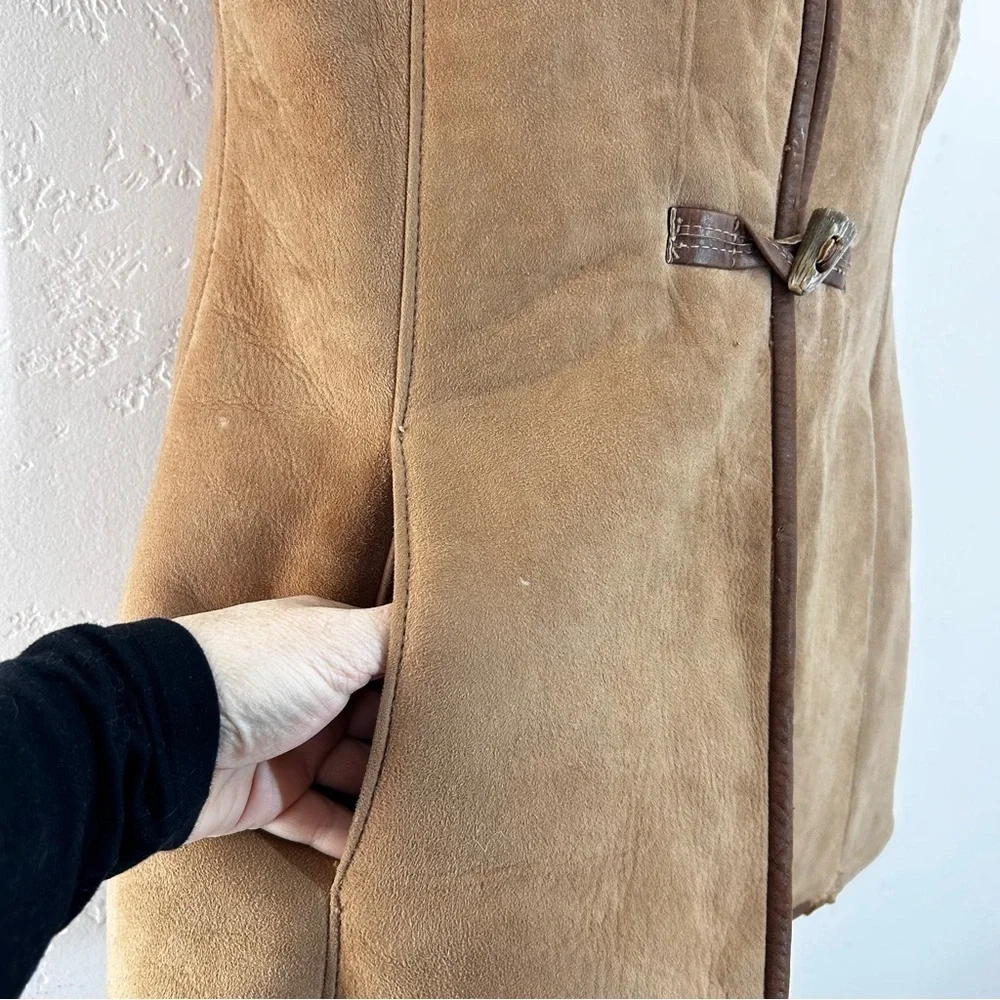 RARE Vintage Abercrombie & Fitch 70/80s Lambskin Suede Vest Tan and Brown 12